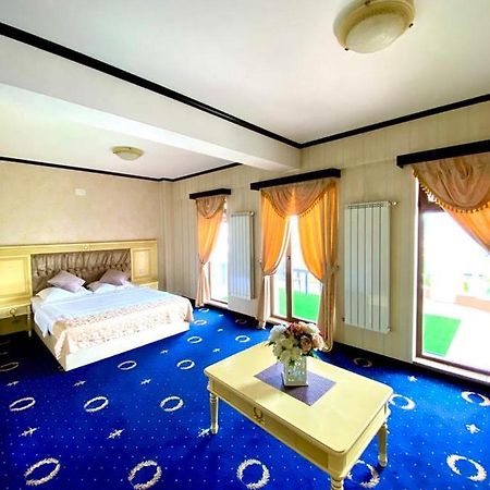 Hotel Premier Class Valea Lupului  Extérieur photo
